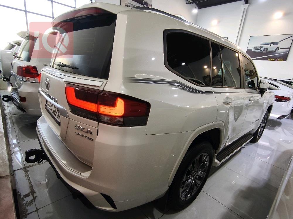 تويوتا لاندكروزر